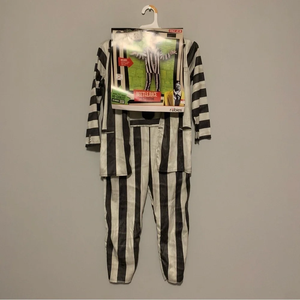 NWT. RUBIES Beetlejuice Kids Costume